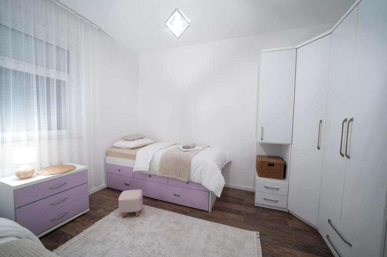 Ema's Oasis House, Your Perfect Getaway, Free Private Parking And Garden