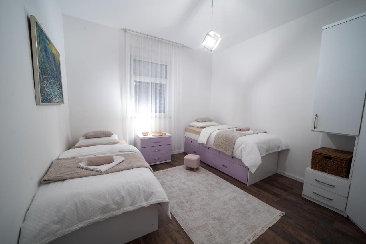 Ema's Oasis House, Your Perfect Getaway, Free Private Parking And Garden Apartma Mostar