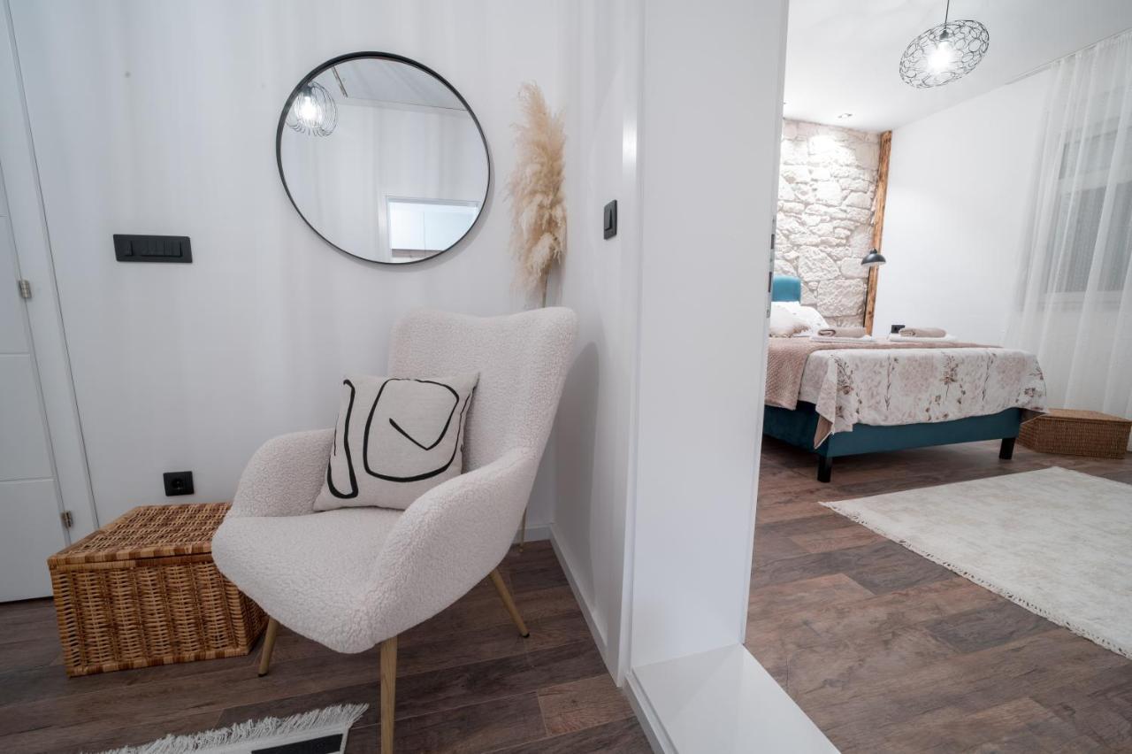 Apartma Ema's Oasis House, Your Perfect Getaway, Free Private Parking And Garden Mostar
